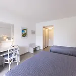 - Del Faro 4* Pugnochiuso