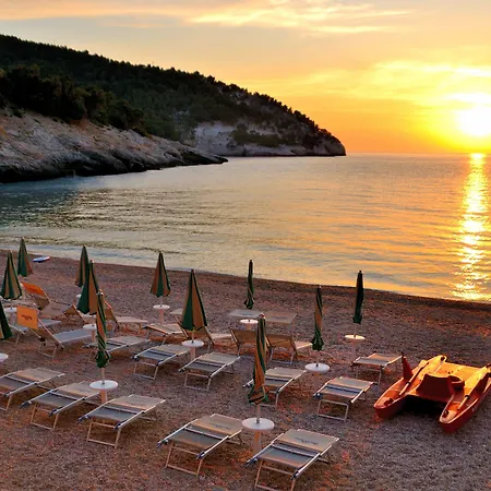 Hotel - Del Faro Pugnochiuso